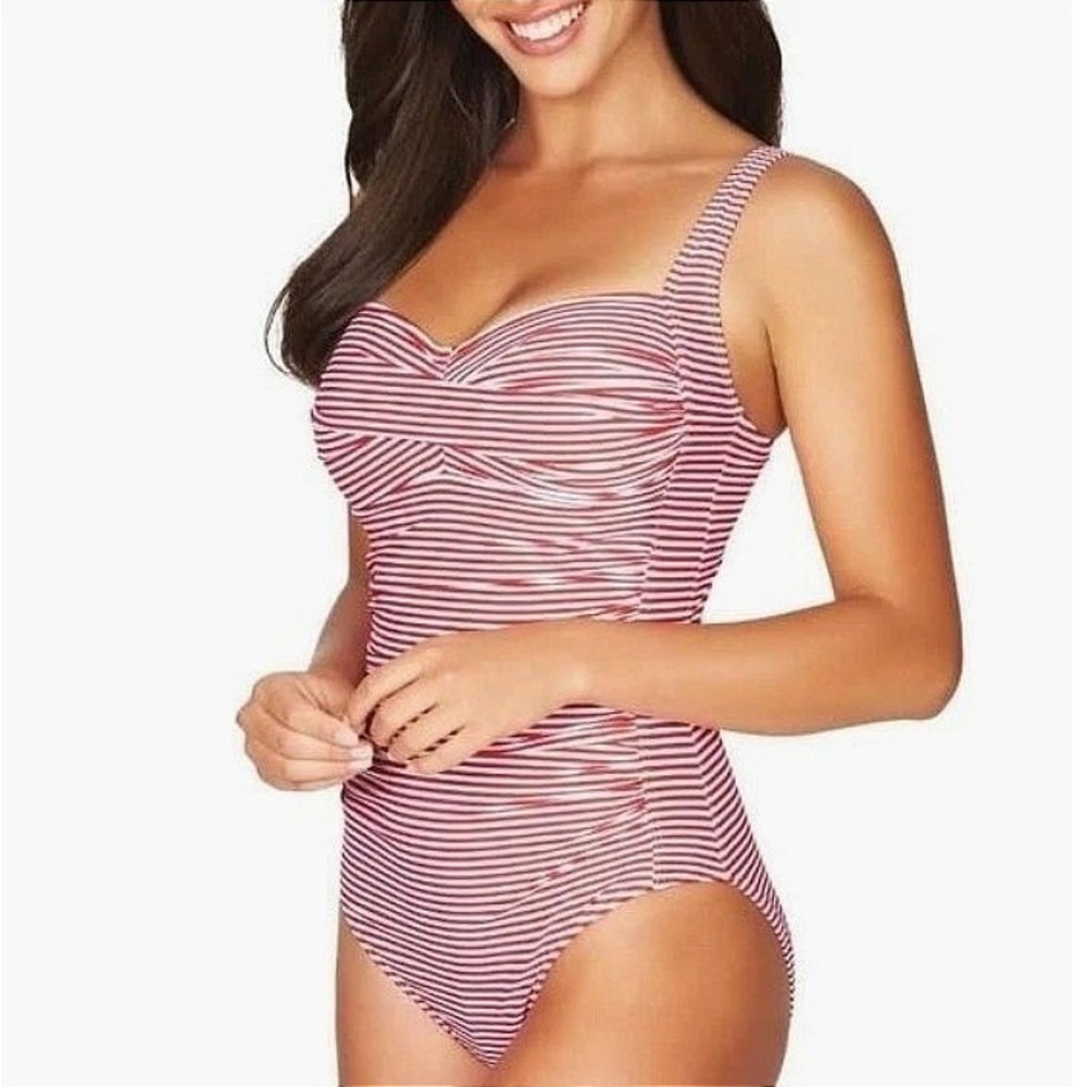 Niptuck Sea Level Sorrento Red White Stripe Twist Front One Piece Swimsuit 6